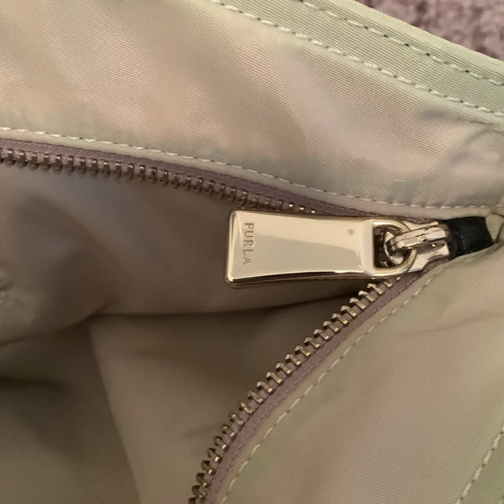 FURLA beige nylon and leather zippered tote. - Picture 9 of 9